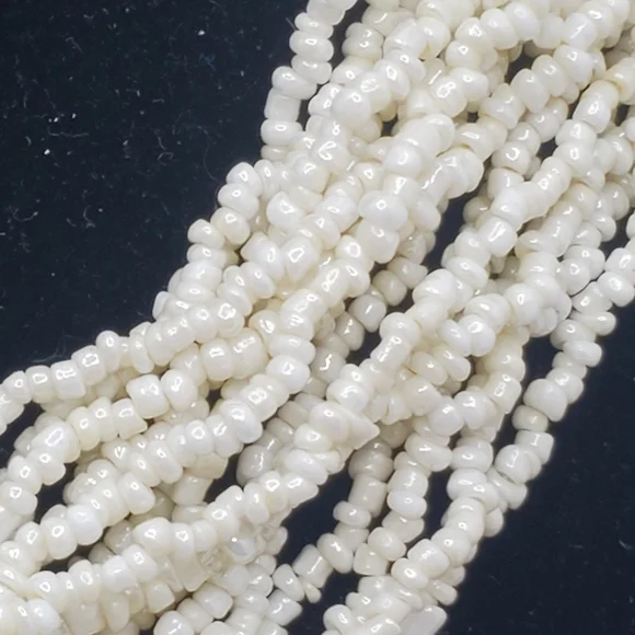 Vintage beaded necklace - Picture 4 of 6